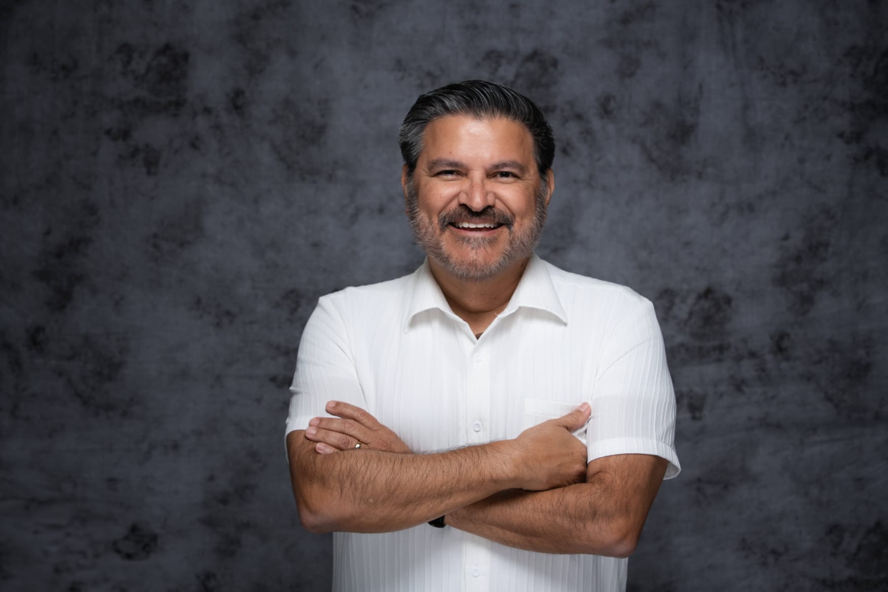 Sergio Mendoza, Bookkeeper